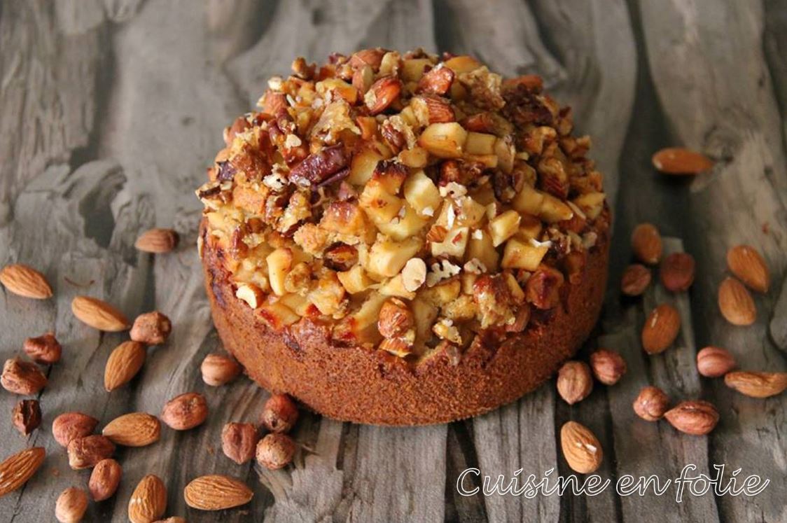 Gâteau automnal aux pommes, noisettes et farine de châtaigne – Cuisine