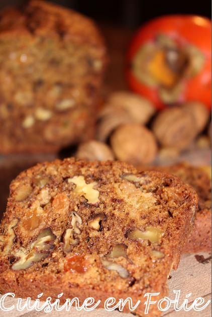 Cake Kakis, noix et raisins